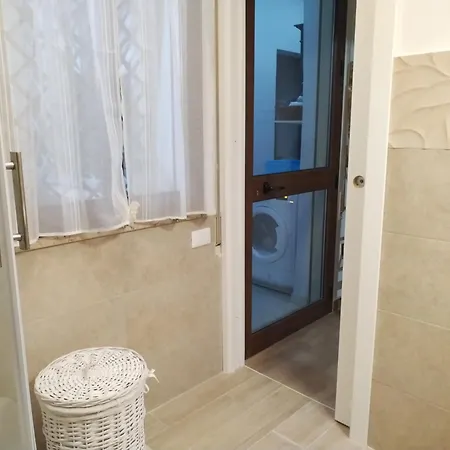 Comfy In Centre Апартаменты *